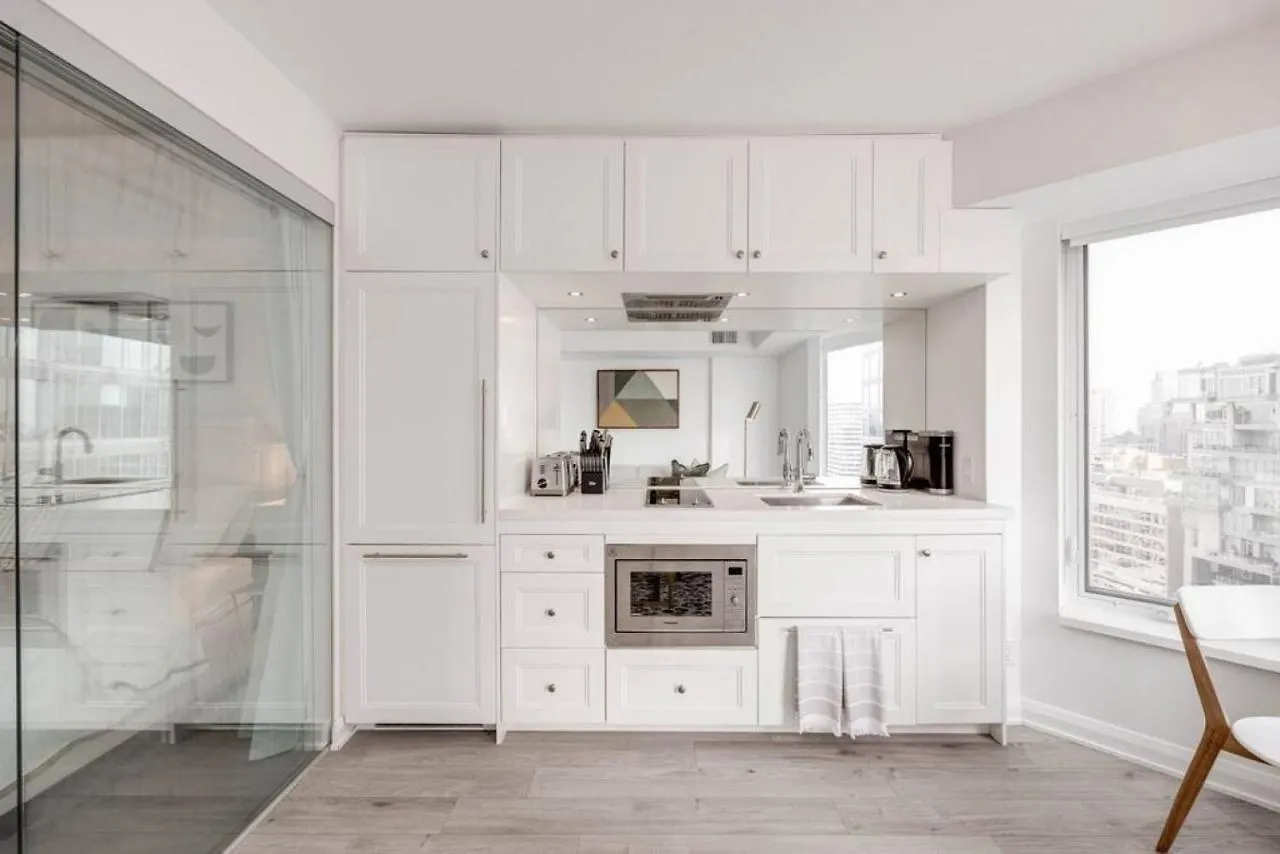 Ferienhaus Yorkville Luxe High-End Prime Downtown Location Toronto