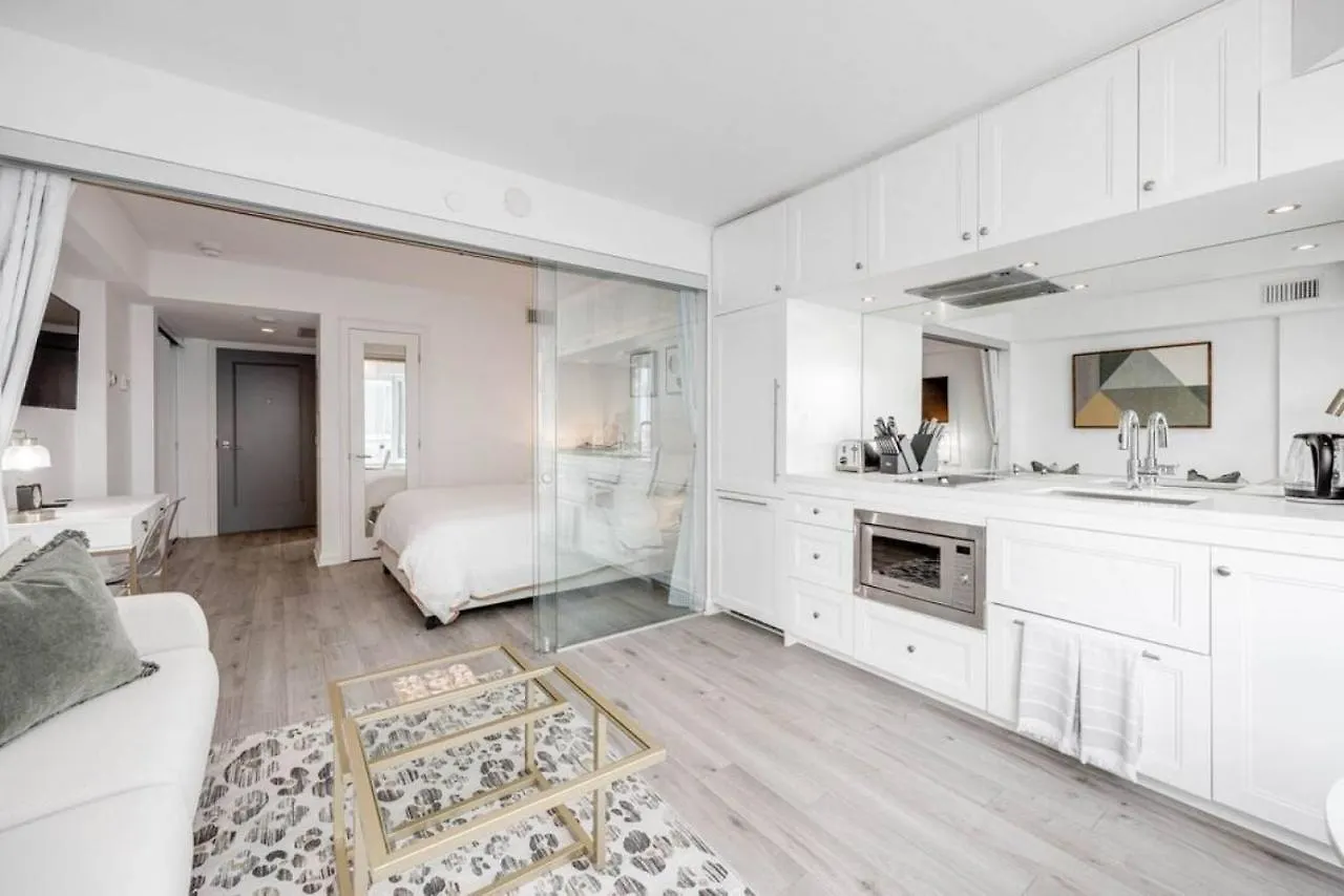 Yorkville Luxe High-End Prime Downtown Location Toronto